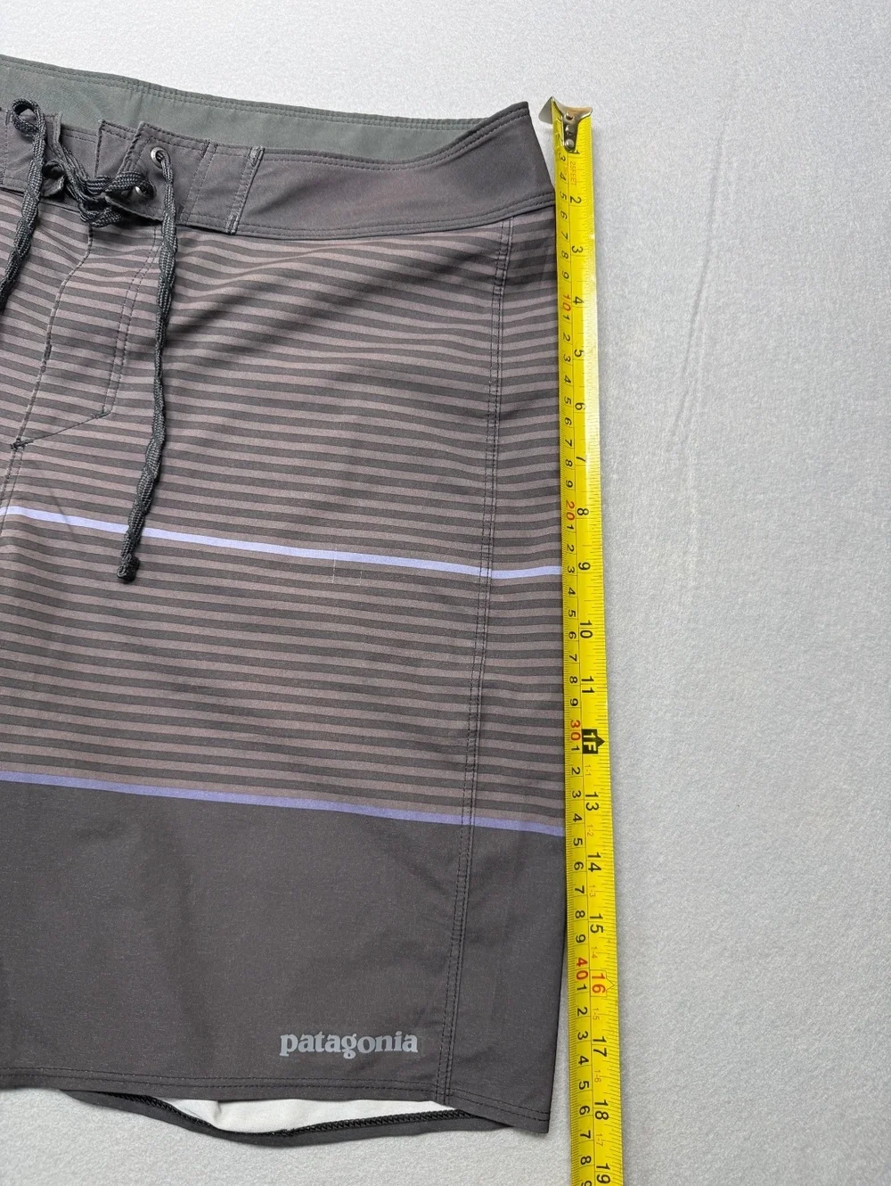 Patagonia Men's Board Shorts Size M Brown Striped Swimwear